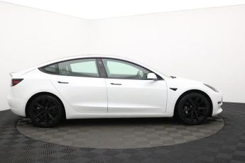TESLA Model 3 Standard Range Plus Saloon 4dr Electric Auto RWD (241 bhp)