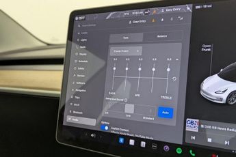 TESLA Model 3 Standard Range Plus Saloon 4dr Electric Auto RWD (241 bhp)