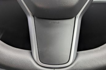 TESLA Model 3 Standard Range Plus Saloon 4dr Electric Auto RWD (241 bhp)