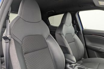 NISSAN JUKE 1.0 DIG-T N-Connecta SUV 5dr Petrol DCT Auto Euro 6 (s/s) (114 p