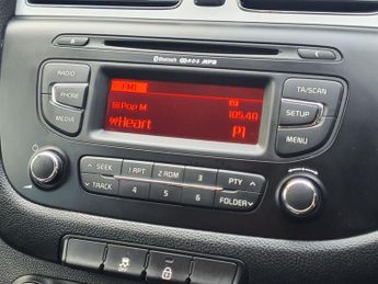 KIA CEED 1.6 CRDi 2 Sportswagon 5dr Diesel Auto Euro 5 (126 bhp)