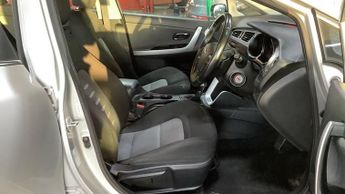 KIA CEED 1.6 CRDi 2 Sportswagon 5dr Diesel Auto Euro 5 (126 bhp)