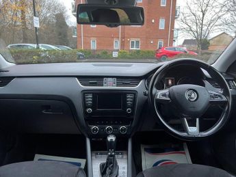 SKODA OCTAVIA 2.0 TDI Scout DSG 4WD Euro 6 (s/s) 5dr