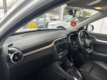 MG MG ZS 1.0 T-GDI Exclusive SUV 5dr Petrol Auto Euro 6 (111 ps) 2 FORMER