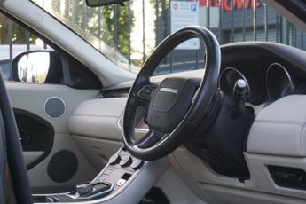 LAND ROVER RANGE ROVER EVOQUE 2.2 SD4 Prestige SUV Diesel Auto 4WD 5dr - Just 52,546 Miles / H