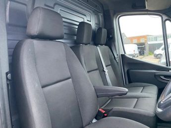 MERCEDES-BENZ SPRINTER 2.0 315 CDI PROGRESSIVE  L2 H2 MWB H/ROOF RWD AUTO 7G-TRONIC FRI