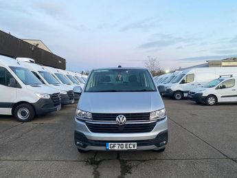 VOLKSWAGEN TRANSPORTER 2.0 TDI T32 LWB HIGHLINE 150BHP KOMBI DOUBLE CAB DSG AUTO FWD. A