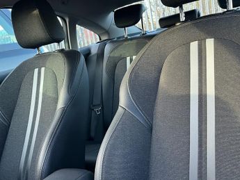 BMW 2 SERIES GRAN COUPE 1.5 218i Sport (LCP) Saloon 4dr Petrol DCT Euro 6 (s/s) (136 ps)