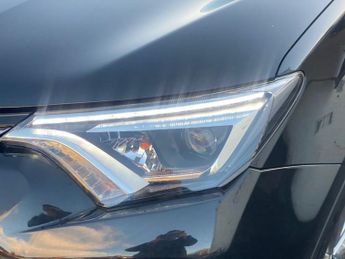 TOYOTA RAV4 2.5 VVT-h Excel SUV 5dr Petrol Hybrid CVT 4WD Euro 6 (s/s) (Safe