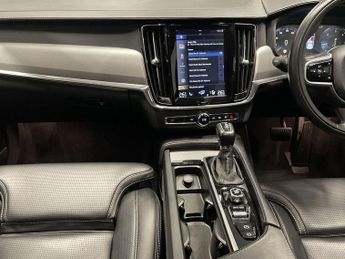VOLVO S90 2.0 D4 Inscription Pro Saloon 4dr Diesel Auto Euro 6 (s/s) (190 