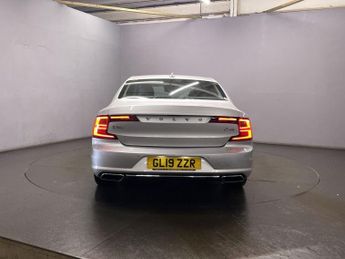 VOLVO S90 2.0 D4 Inscription Pro Saloon 4dr Diesel Auto Euro 6 (s/s) (190 
