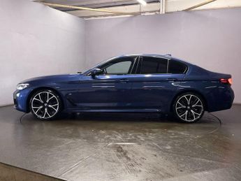 BMW 5 SERIES 2.0 520d MHT M Sport Saloon 4dr Diesel Hybrid Steptronic Euro 6 