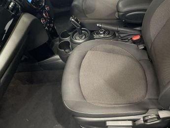 MINI HATCH 1.5 Cooper Classic Hatchback 5dr Petrol Steptronic Euro 6 (s/s) 