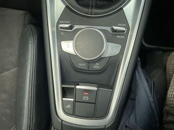 AUDI TT 1.8 TFSI S line Roadster 2dr Petrol Manual Euro 6 (s/s) (180 ps)