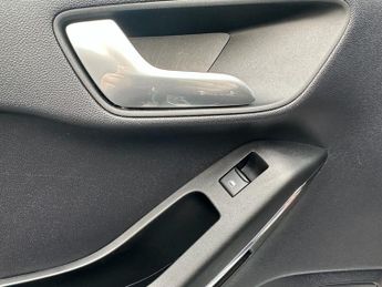 FORD FIESTA 1.0T EcoBoost ST-Line Hatchback 5dr Petrol Manual Euro 6 (s/s) (