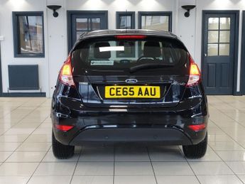 FORD FIESTA 1.0T EcoBoost Zetec Hatchback 5dr Petrol Powershift Euro 6 (100 