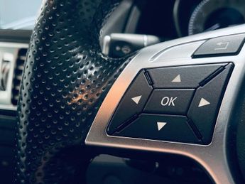 MERCEDES-BENZ E-CLASS 2.1 E220d AMG Line Edition (Premium) Cabriolet 2dr Diesel G-Tron