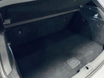 AUDI A3 2.0 TDI S line Hatchback 3dr Diesel Manual Euro 6 (s/s) (184 ps)