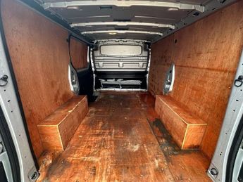 RENAULT TRAFIC 1.6 dCi ENERGY 27 Business+ Panel Van 5dr Diesel Manual SWB Stan