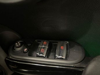 MINI CONVERTIBLE 1.5 Cooper Convertible 2dr Petrol Auto Euro 6 (s/s) (136 ps)