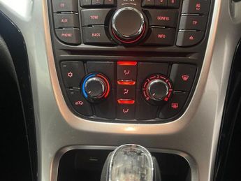 VAUXHALL ASTRA GTC 2.0 CDTi SRi Coupe 3dr Diesel Auto Euro 5 (165 ps)