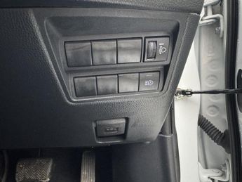 TOYOTA YARIS 1.5 VVT-h Icon Hatchback 5dr Petrol Hybrid E-CVT Euro 6 (s/s) (1