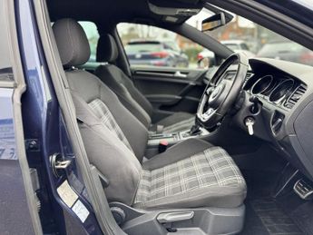 VOLKSWAGEN GOLF 2.0 TDI BlueMotion Tech GTD Hatchback 5dr Diesel DSG Euro 6 (s/s