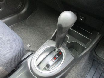 HONDA JAZZ 1.4 i-VTEC EX Hatchback 5dr Petrol CVT Euro 5 (99 ps)