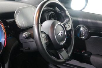 MINI Electric Hatch Cooper SE 32.6kWh Level 2 Hatchback 3dr Electric Auto (184 ps)