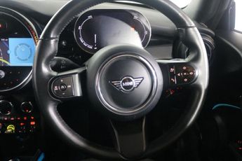 MINI Electric Hatch Cooper SE 32.6kWh Level 2 Hatchback 3dr Electric Auto (184 ps)