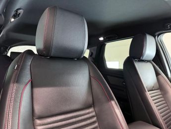 LAND ROVER DISCOVERY SPORT 2.0 D180 MHEV R-Dynamic S SUV 5dr Diesel Auto 4WD Euro 6 (s/s) (