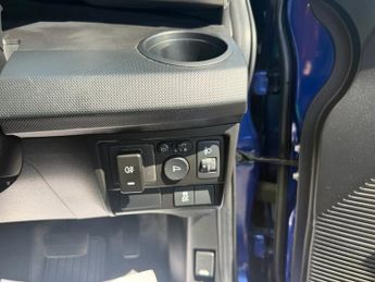 HONDA FREED 1.5 Automatic Petrol MPV 6 Seater Blue 5dr
