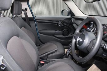 MINI HATCH 1.5 Cooper Hatchback 5dr Petrol Auto Euro 6 (s/s) (136 ps)