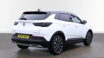 VAUXHALL GRANDLAND X 1.6 13.2kWh Ultimate Nav SUV 5dr Petrol Plug-in Hybrid Auto 4WD 