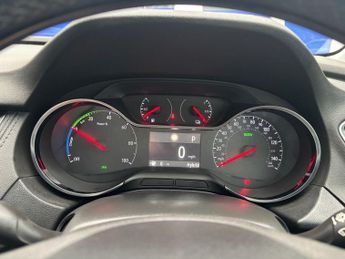VAUXHALL GRANDLAND X 1.6 13.2kWh Ultimate Nav SUV 5dr Petrol Plug-in Hybrid Auto 4WD 