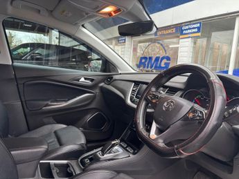 VAUXHALL GRANDLAND X 1.6 13.2kWh Ultimate Nav SUV 5dr Petrol Plug-in Hybrid Auto 4WD 