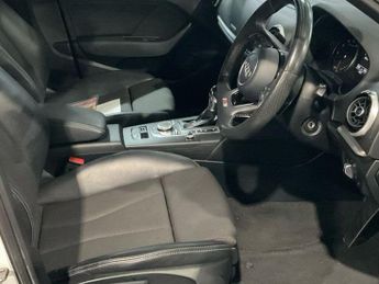 AUDI A3 1.5 TFSI CoD S line Sportback 5dr Petrol S Tronic Euro 6 (s/s) (