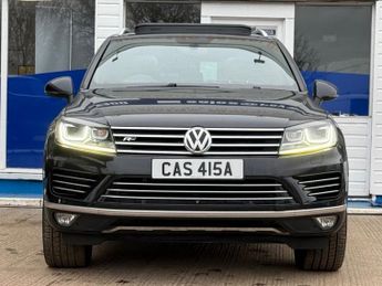 VOLKSWAGEN TOUAREG 3.0 TDI V6 BlueMotion Tech R-Line Plus SUV 5dr Diesel Tiptronic 