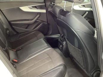 AUDI A4 AVANT 2.0 TDI S line Estate 5dr Diesel S Tronic Euro 6 (s/s) (150 ps)