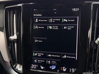 VOLVO V60 2.0 D4 R-Design Estate 5dr Diesel Auto Euro 6 (s/s) (190 ps)