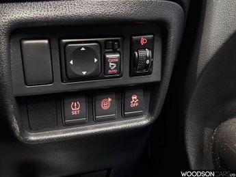 NISSAN JUKE 1.6 Tekna SUV 5dr Petrol XTRON Euro 6 (117 ps)