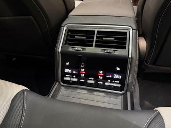 PORSCHE PANAMERA 2.9T V6 4S Saloon 5dr Petrol PDK 4WD Euro 6 (s/s) (440 ps)