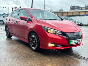 NISSAN LEAF 39kWh Acenta Hatchback 5 Door Electric Automatic Red 1 Owner fro