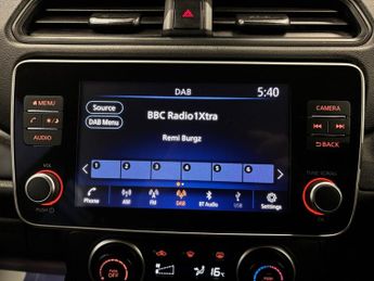 NISSAN LEAF 39kWh Acenta Hatchback 5 Door Electric Automatic Red 1 Owner fro