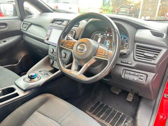 NISSAN LEAF 39kWh Acenta Hatchback 5 Door Electric Automatic Red 1 Owner fro