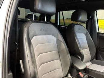 VOLKSWAGEN TIGUAN 2.0 BiTDI R-Line SUV 5 Door Diesel Automatic DSG 4Motion White E