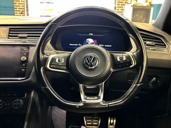 VOLKSWAGEN TIGUAN 2.0 BiTDI R-Line SUV 5 Door Diesel Automatic DSG 4Motion White E