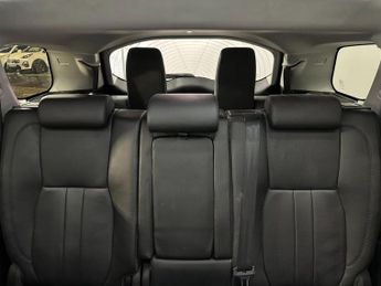 LAND ROVER DISCOVERY SPORT 2.0 TD4 HSE SUV 5dr Diesel Auto 4WD Euro 6 (s/s) (180 ps)