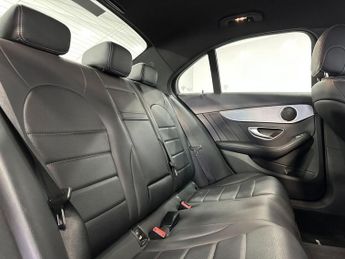 MERCEDES-BENZ C-CLASS 1.6 C200d AMG Line Saloon 4dr Diesel G-Tronic+ Euro 6 (s/s) (136