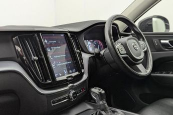 VOLVO XC60 2.0 T4 Edition SUV 5dr Petrol Auto Euro 6 (s/s) (190 ps)